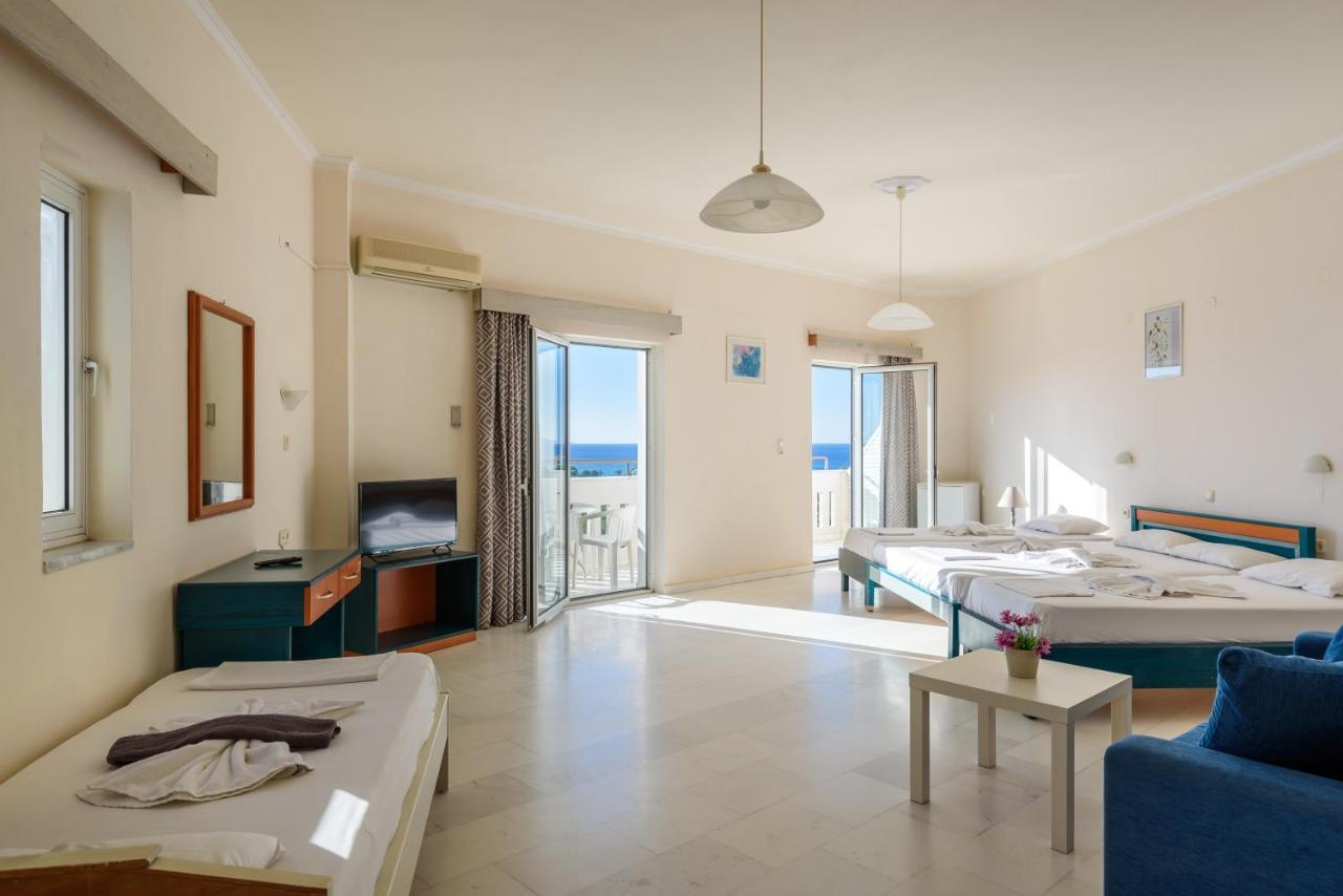 Regina Hotel Kíssamos Dış mekan fotoğraf
