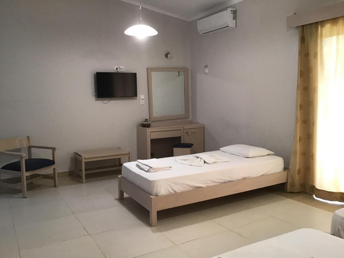 Regina Hotel Kíssamos Dış mekan fotoğraf