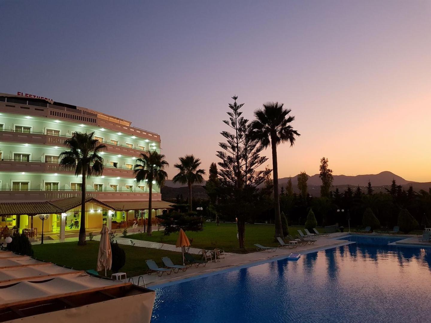 Regina Hotel Kíssamos Dış mekan fotoğraf
