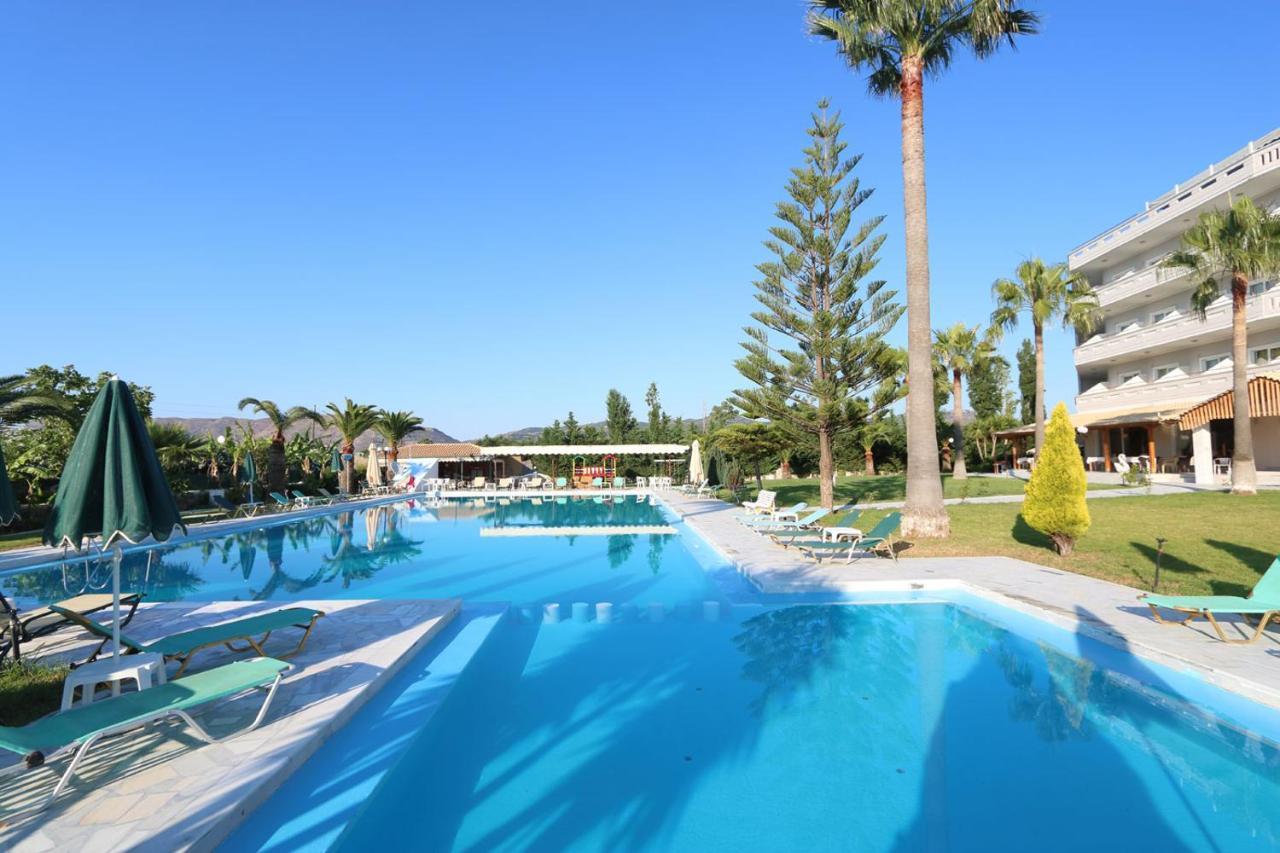 Regina Hotel Kíssamos Dış mekan fotoğraf