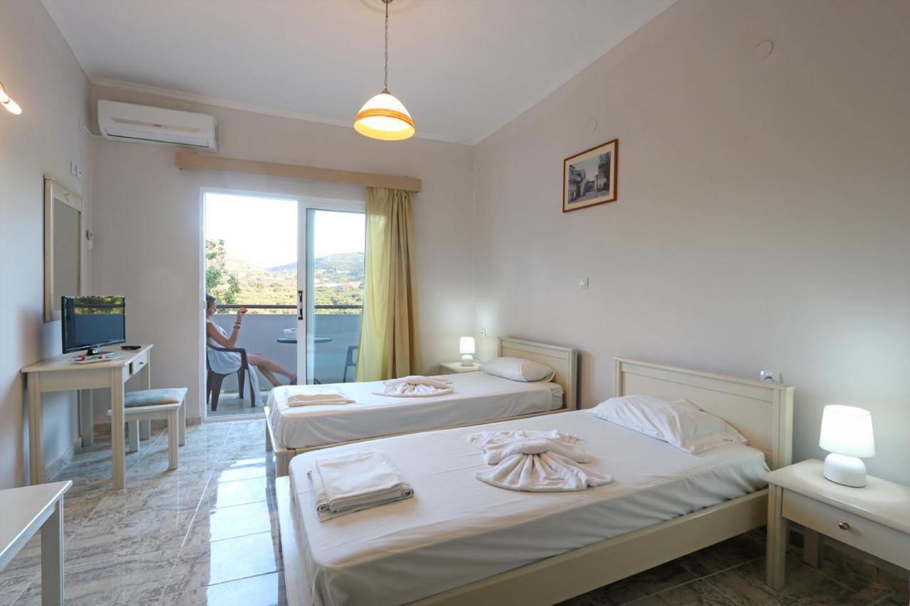 Regina Hotel Kíssamos Dış mekan fotoğraf