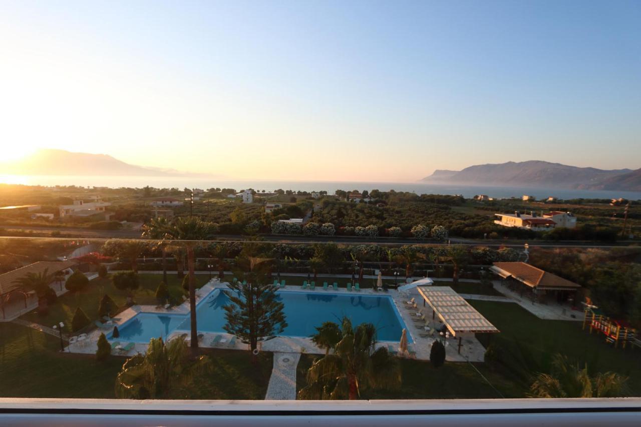 Regina Hotel Kíssamos Dış mekan fotoğraf
